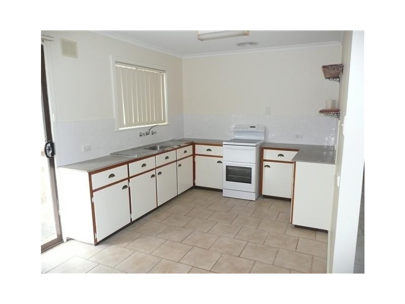 15 McLaren Street, Port Lincoln SA 5606