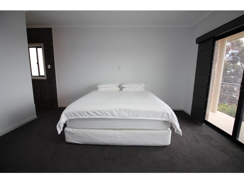 44 Kurara Road, Port Lincoln SA 5606