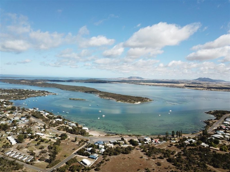 9 Grimm Road, Coffin Bay SA 5607