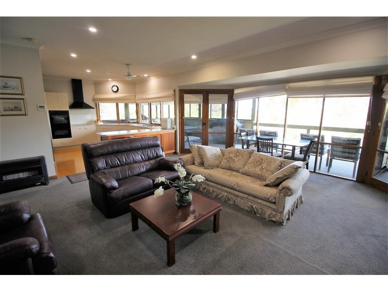 9 Grimm Road, Coffin Bay SA 5607