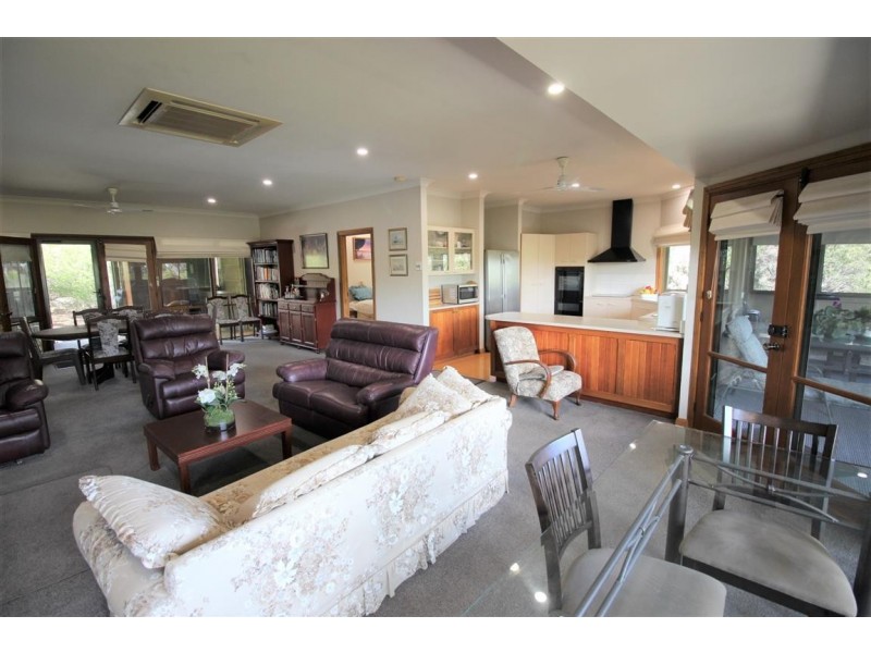 9 Grimm Road, Coffin Bay SA 5607