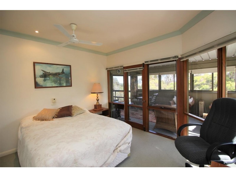 9 Grimm Road, Coffin Bay SA 5607