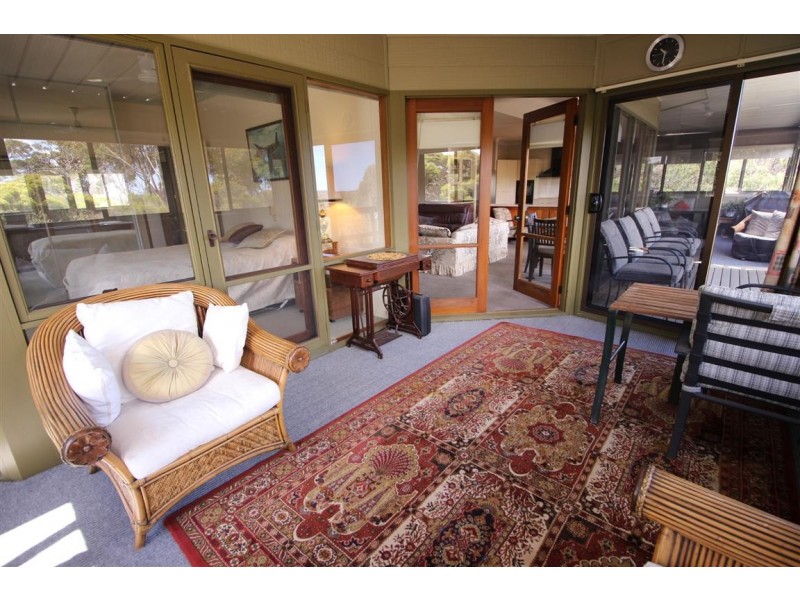 9 Grimm Road, Coffin Bay SA 5607