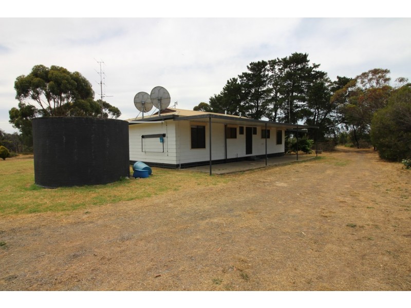 1313 Flinders Highway Coomunga, Port Lincoln SA 5606
