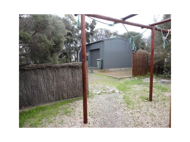 17 Greenly Avenue, Coffin Bay SA 5607
