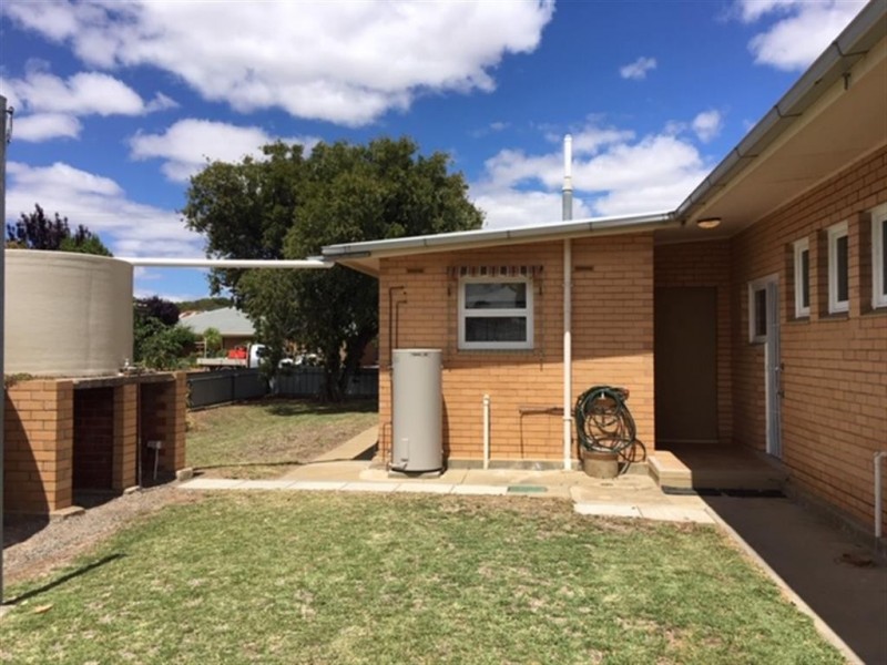 9 Light Road, Cummins SA 5631