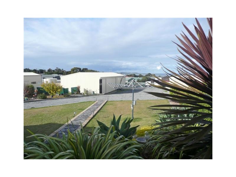 24 Orabanda Drive, Port Lincoln SA 5606