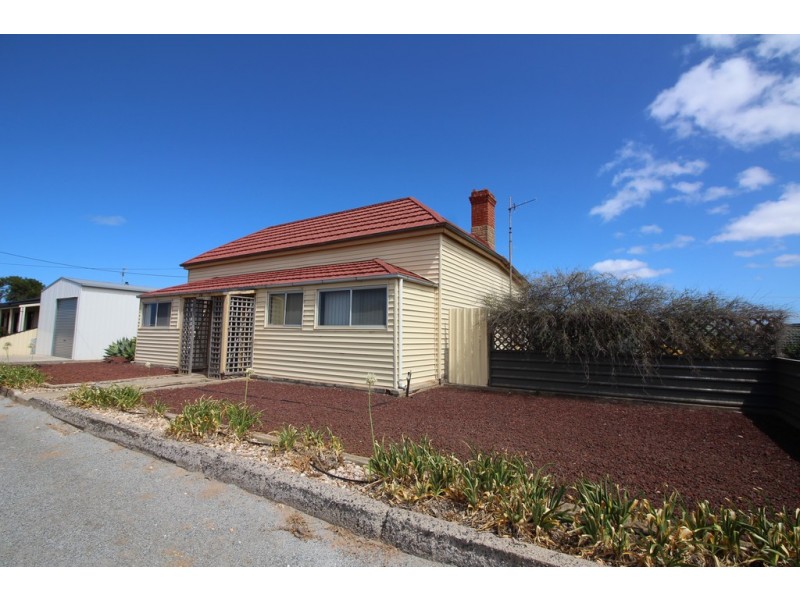 20 Bratten Road, Tumby Bay SA 5605