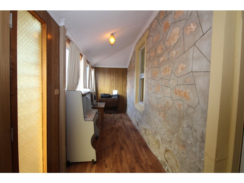 20 Bratten Road, Tumby Bay SA 5605