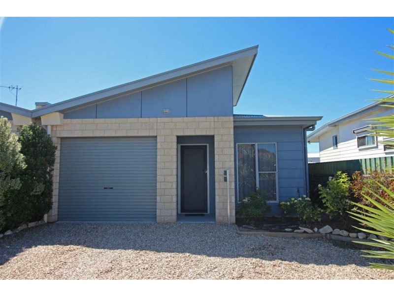 2 93 New West, Port Lincoln SA 5606