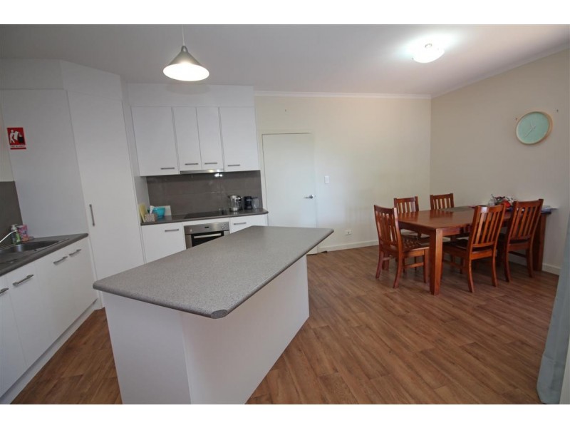2 93 New West, Port Lincoln SA 5606