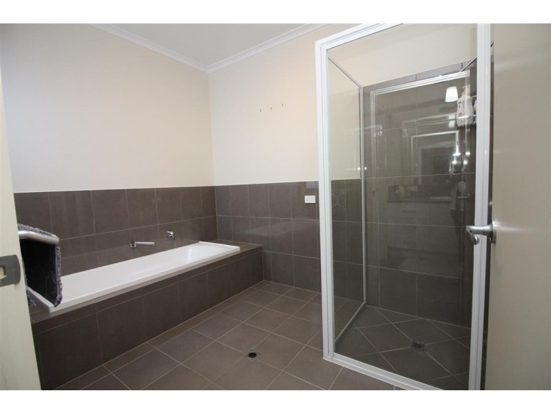 2 93 New West, Port Lincoln SA 5606