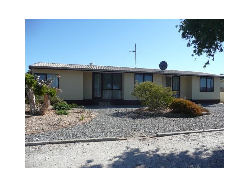 9 Pfitzner Street, Tumby Bay SA 5605