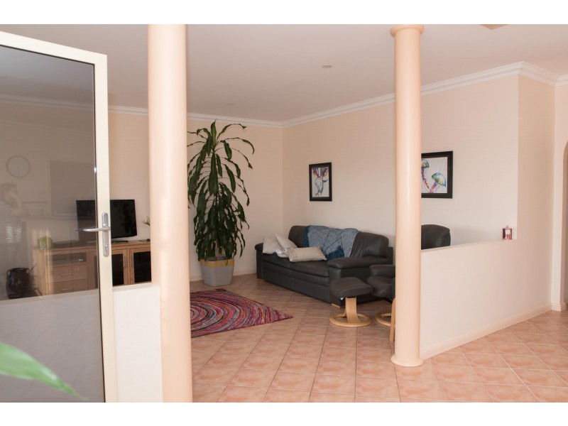12 Nelcebee Terrace, Tumby Bay SA 5605