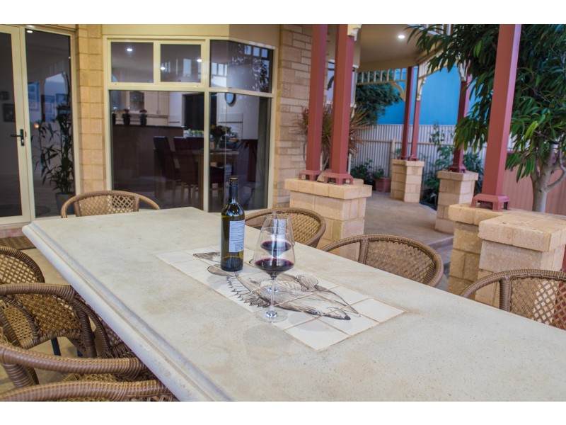 12 Nelcebee Terrace, Tumby Bay SA 5605