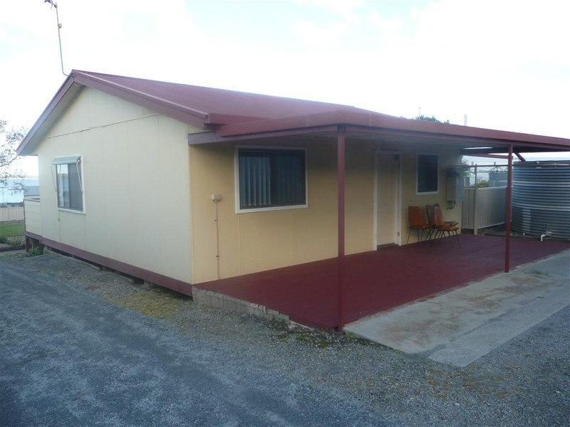 1/110 Proper Bay Road, Port Lincoln SA 5606
