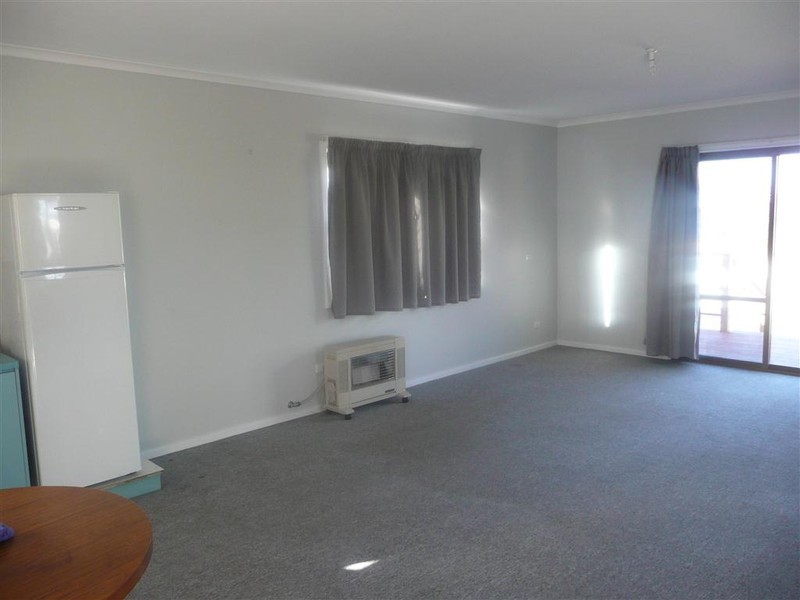 1/110 Proper Bay Road, Port Lincoln SA 5606
