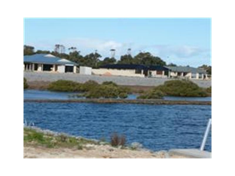 11 Wandana Avenue, Tumby Bay SA 5605