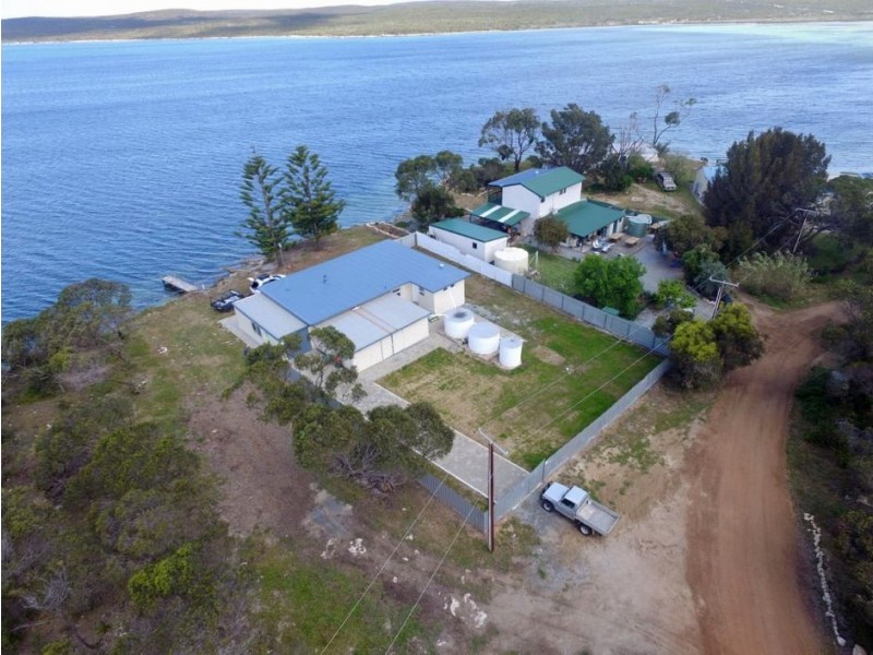 7 Fishermans Well Crescent, Tulka SA 5607