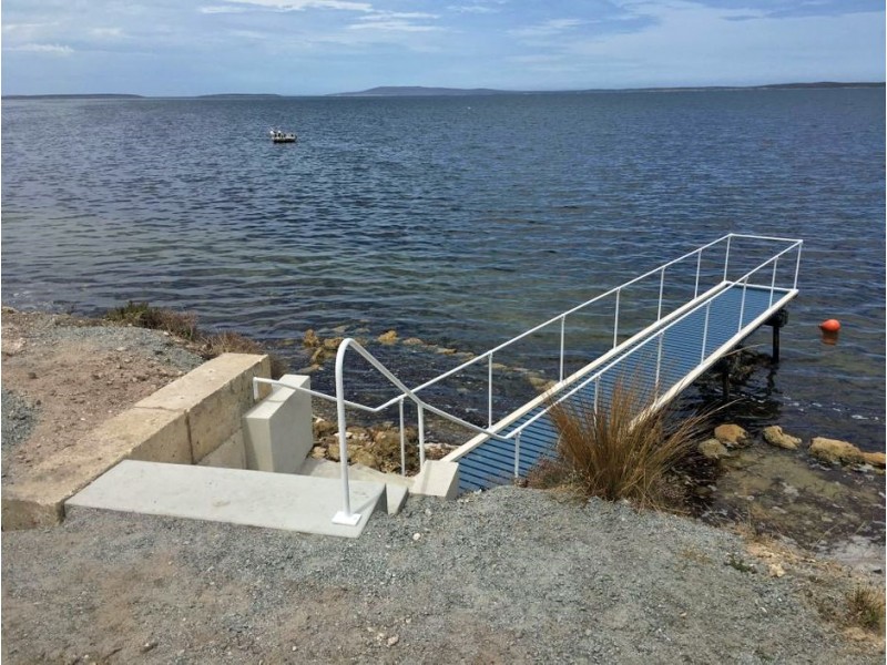 7 Fishermans Well Crescent, Tulka SA 5607