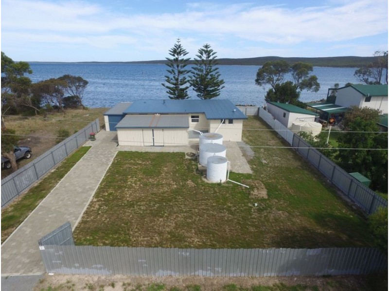 7 Fishermans Well Crescent, Tulka SA 5607