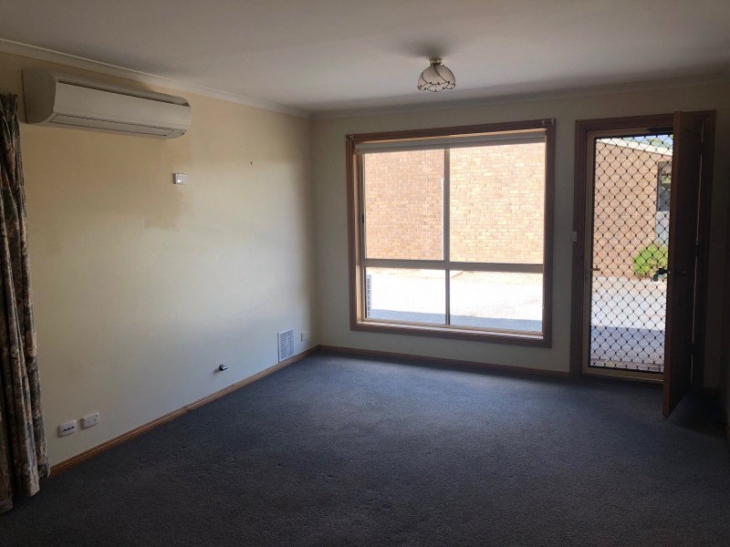 Unit 2, 8 Pearson Street, Cummins SA 5631