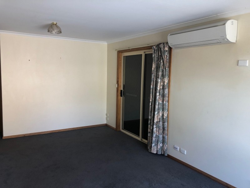 Unit 2, 8 Pearson Street, Cummins SA 5631