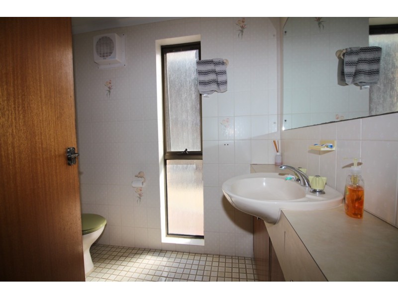 8/11 Tennyson Tce, Port Lincoln SA 5606