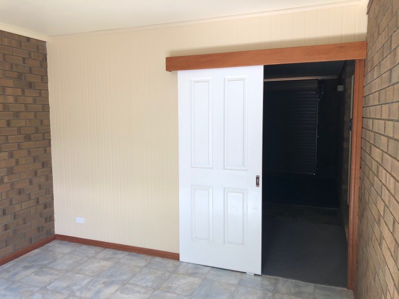 2/8 Pearson Street, Cummins SA 5631