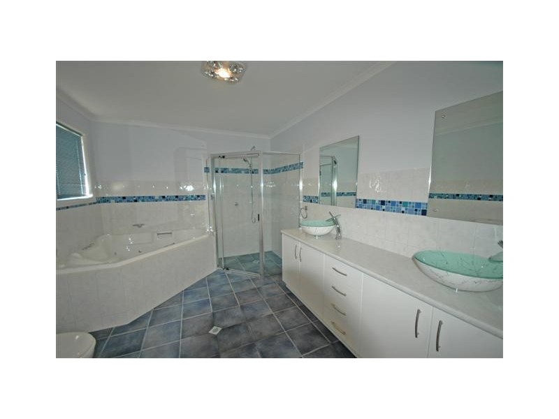 17 Southwater Drive, Port Lincoln SA 5606