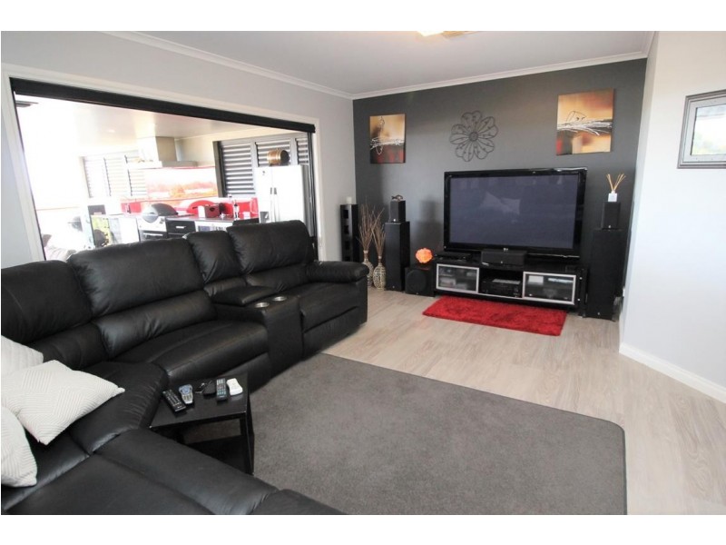 26 Grimm Road, Coffin Bay SA 5607