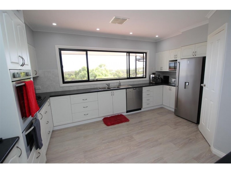 26 Grimm Road, Coffin Bay SA 5607