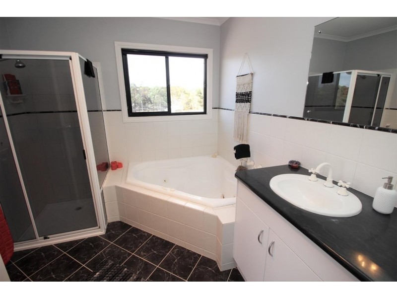 26 Grimm Road, Coffin Bay SA 5607