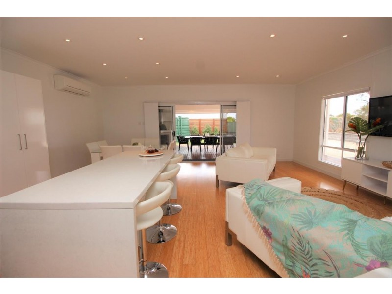 78 Greenly Avenue, Coffin Bay SA 5607