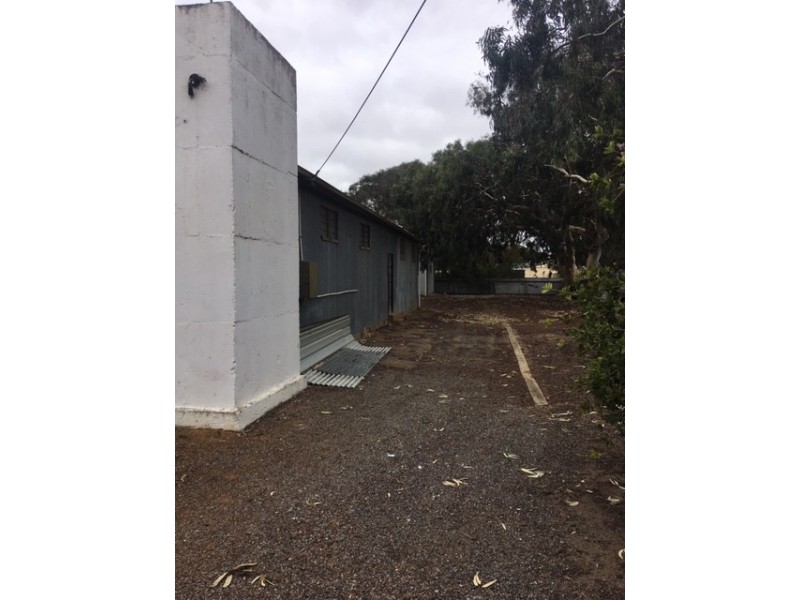 4 DODD STREET, Cummins SA 5631