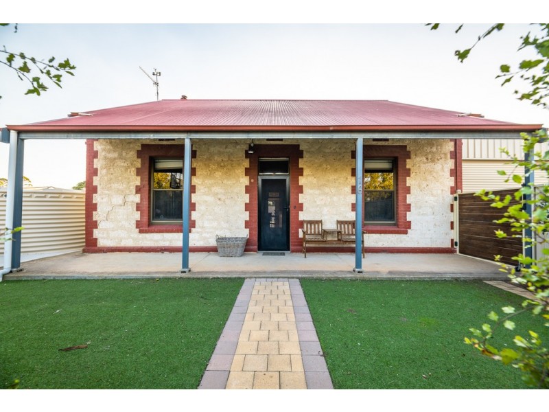 16 Bruce Terrace, Cummins SA 5631