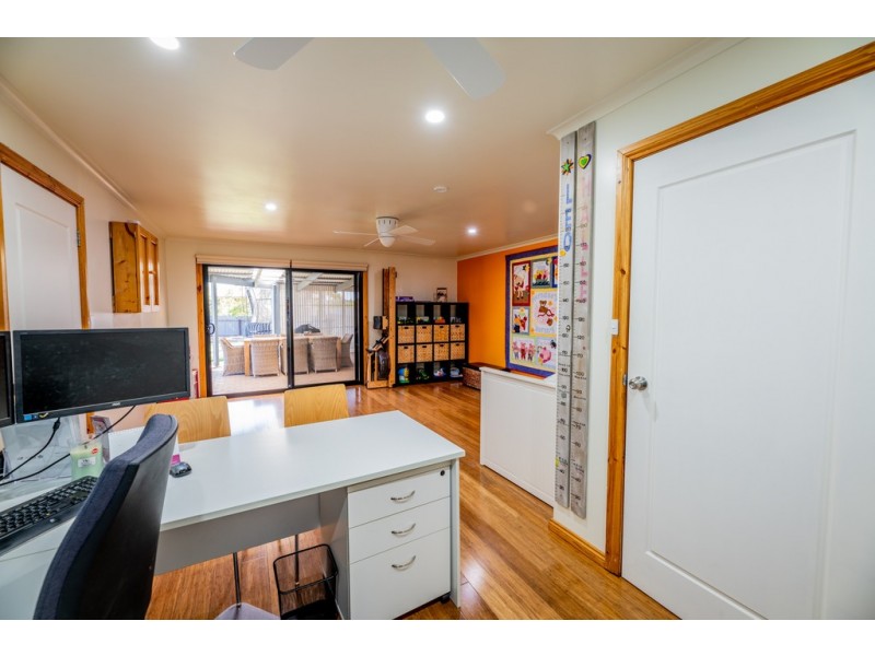 16 Bruce Terrace, Cummins SA 5631