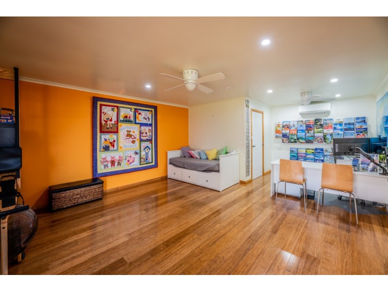 16 Bruce Terrace, Cummins SA 5631