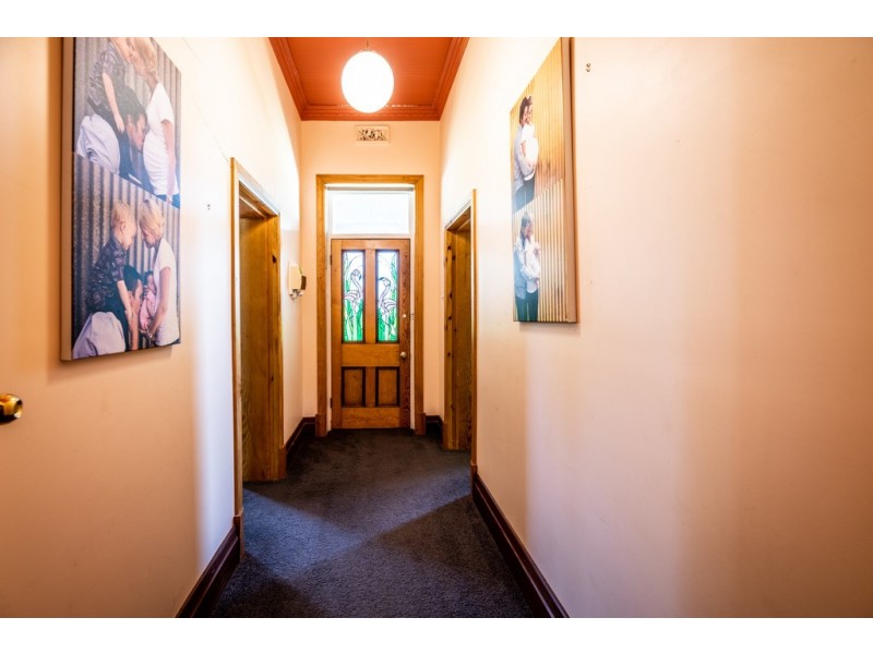 16 Bruce Terrace, Cummins SA 5631