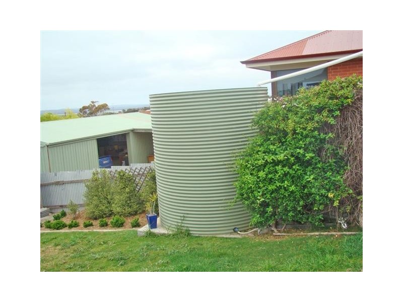 24 Hilltop Drive, Port Lincoln SA 5606