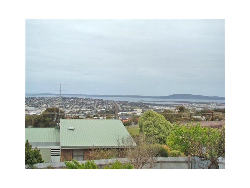 24 Hilltop Drive, Port Lincoln SA 5606