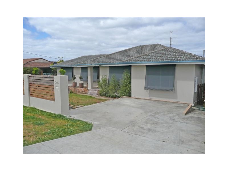 24 Hilltop Drive, Port Lincoln SA 5606
