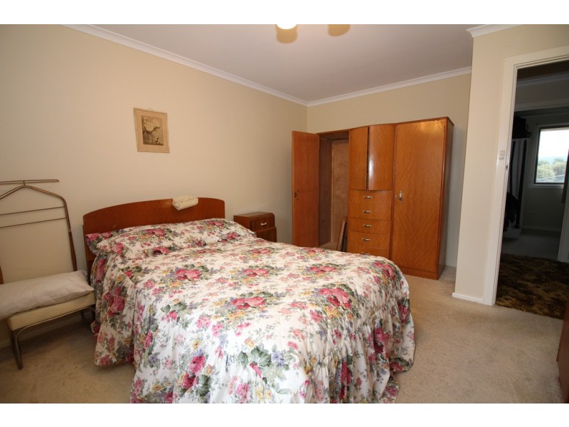 6 Knott Street, Port Lincoln SA 5606