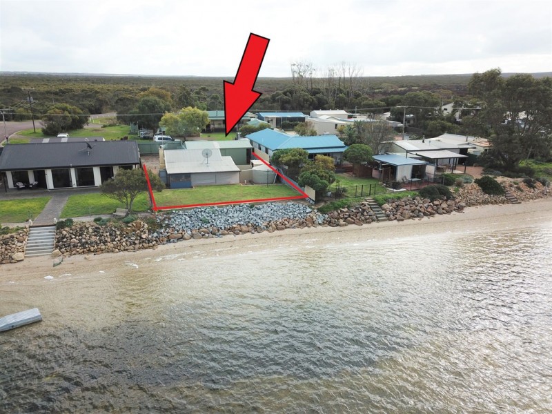 19 Esplanade, Tulka SA 5607