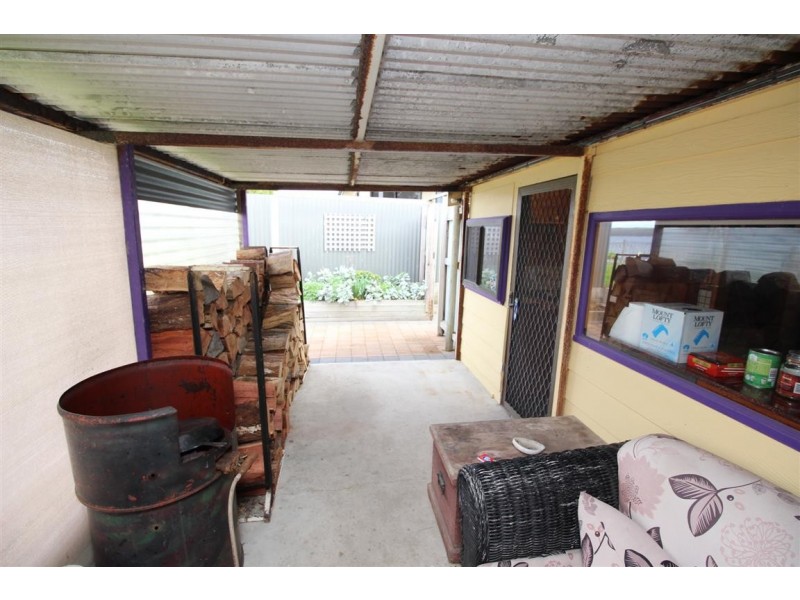 19 Esplanade, Tulka SA 5607