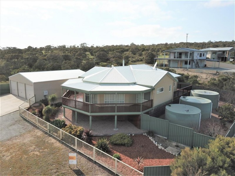 2 Sophie Crescent, Coffin Bay SA 5607