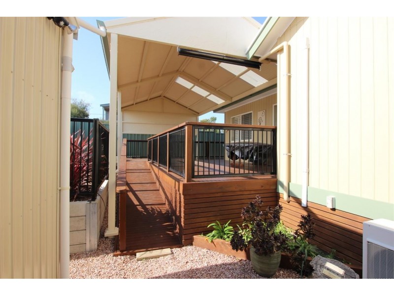 2 Sophie Crescent, Coffin Bay SA 5607