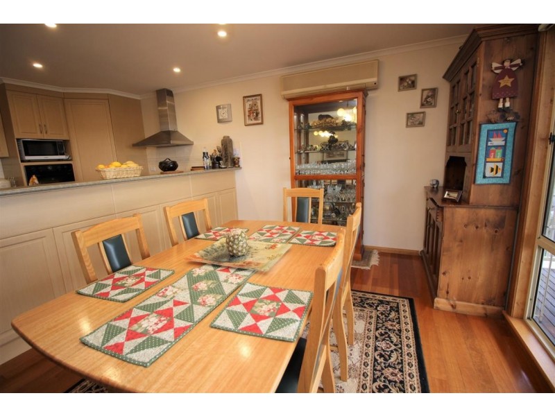 14 Pine Crescent, Coffin Bay SA 5607