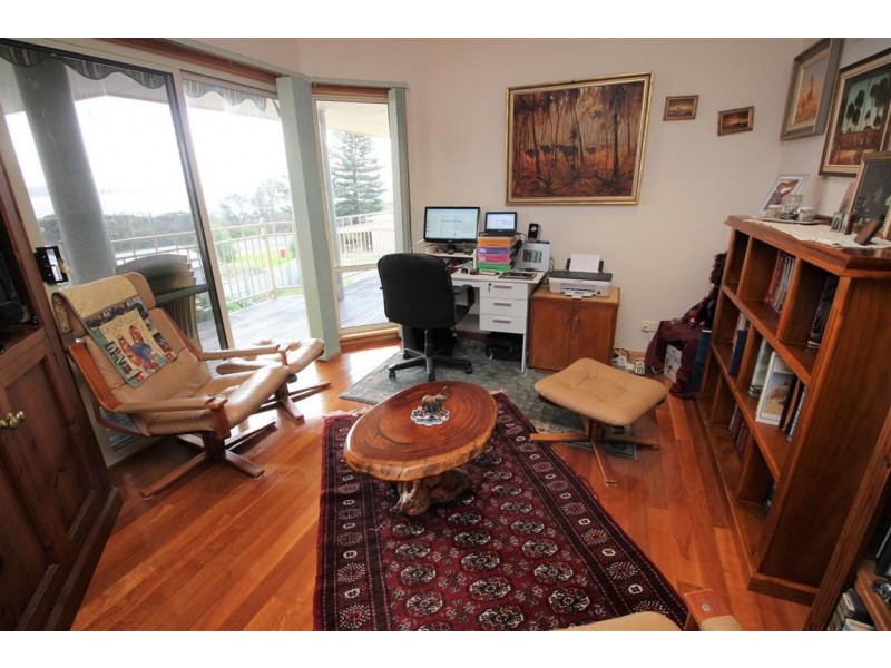 14 Pine Crescent, Coffin Bay SA 5607