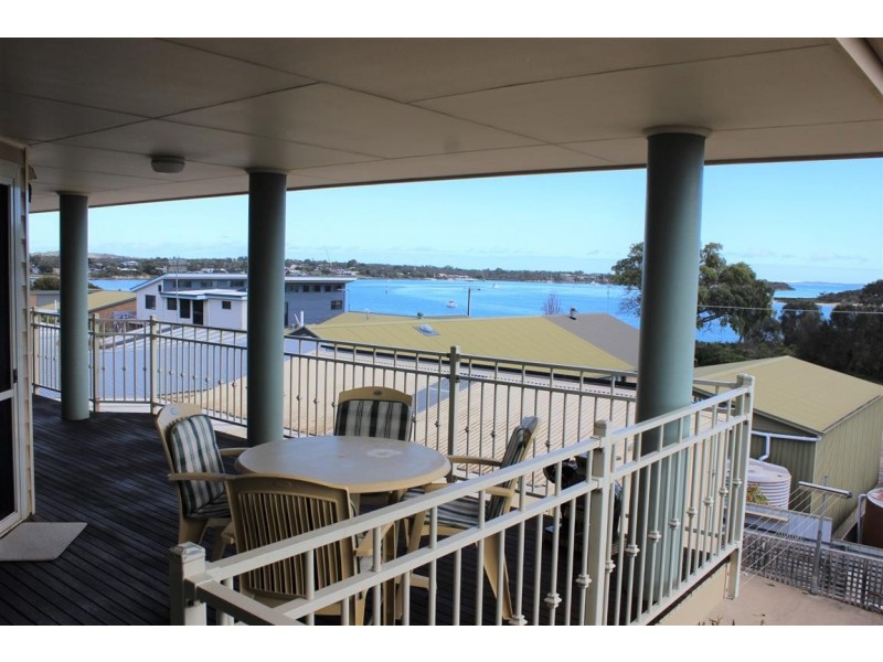 14 Pine Crescent, Coffin Bay SA 5607